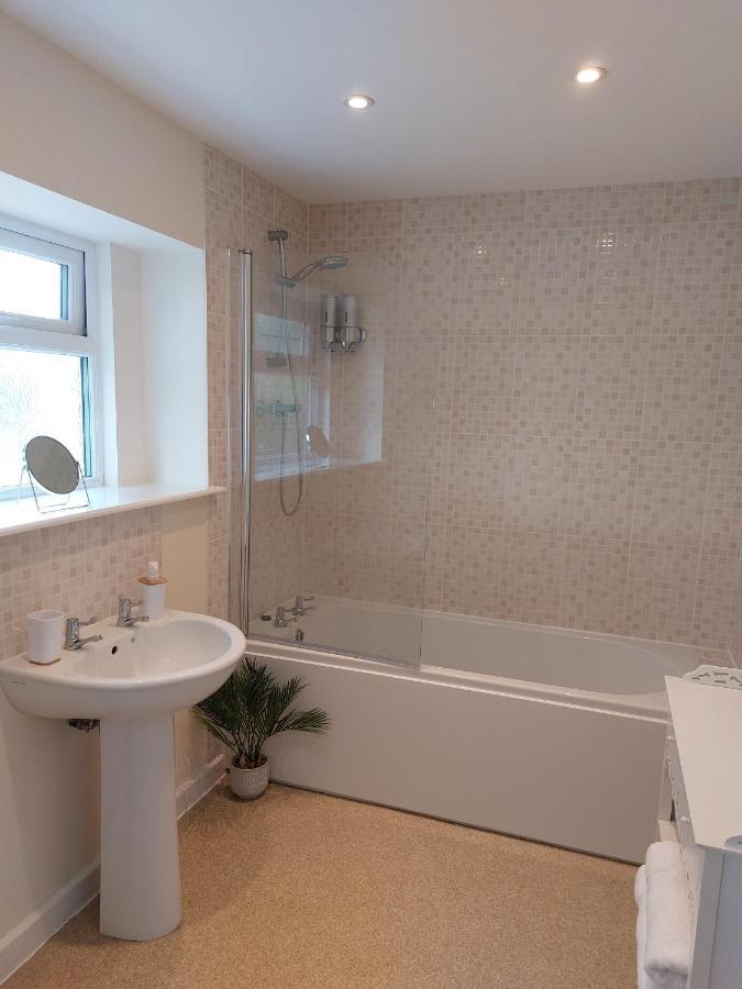 Charlton Court Apartment Радсток Екстериор снимка