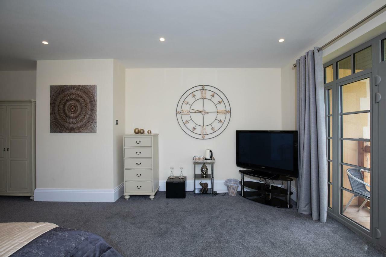 Charlton Court Apartment Радсток Екстериор снимка