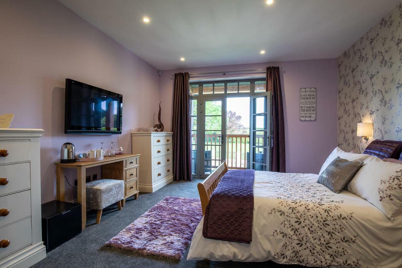 Charlton Court Apartment Радсток Екстериор снимка