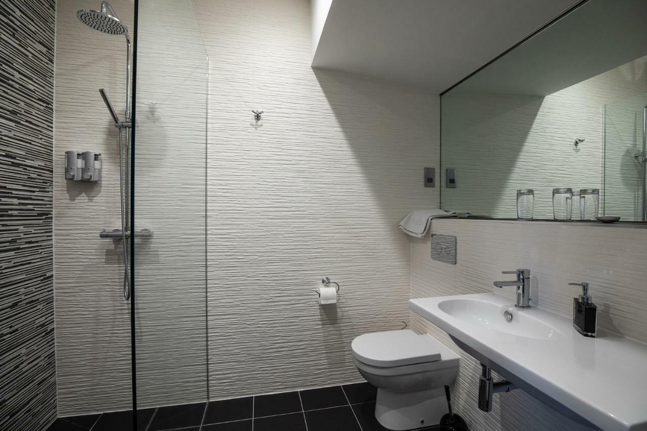 Charlton Court Apartment Радсток Екстериор снимка